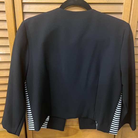 Studio One - Picture 2 of 3